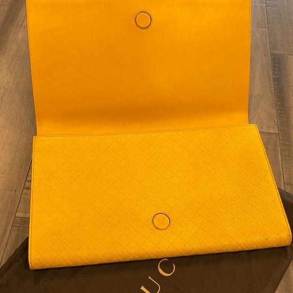 Gucci Bright Yellow Diamante Leather Large Flap Clutch - Picture 11 of 13